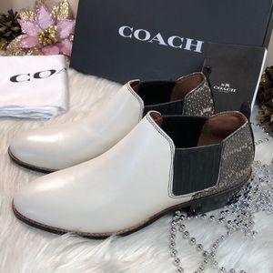 Coach Devin Pointed Toe Ankle Fashion Boots 7B